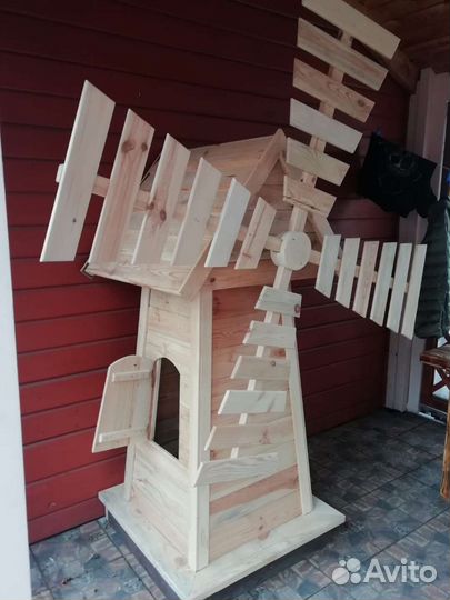 Мельница для дачного загородного участка