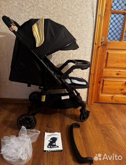 Коляска новая прогулочная с перекидной ручкой