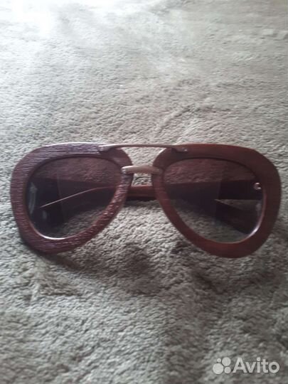 Солнцезащитные очки деревянные женские