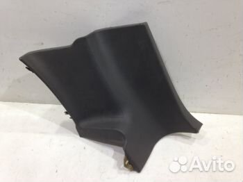 Обшивка заднего левого крыла