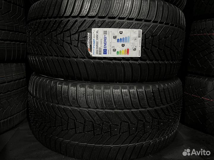 Hankook Winter I'Cept Evo 3 X W330A 315/30 R22 и 285/35 R22 111V