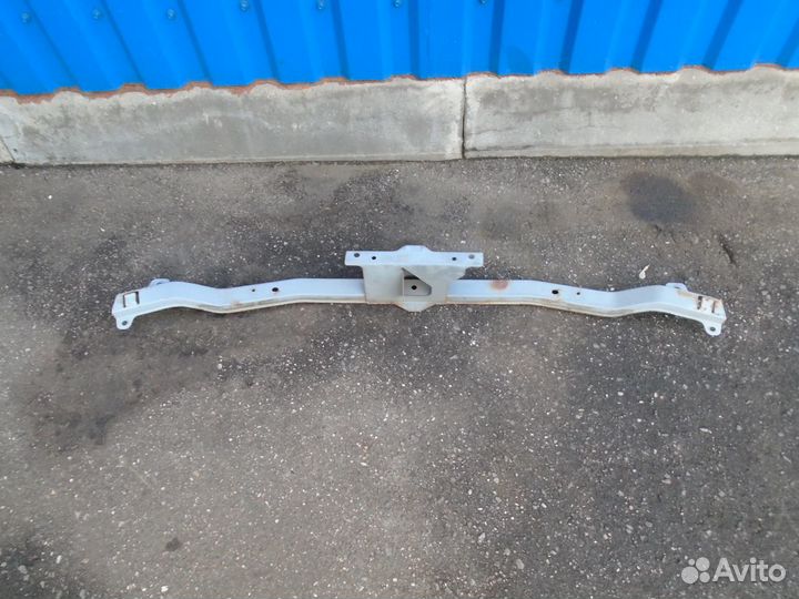 Nissan 62290-AU330 Усилитель бампера верхний