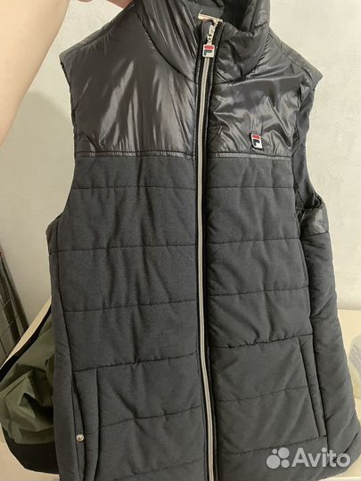 Продам мужскую жилетку