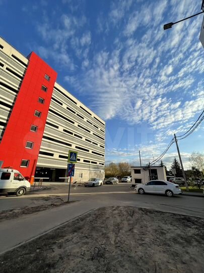 Машиноместо, 14 м²