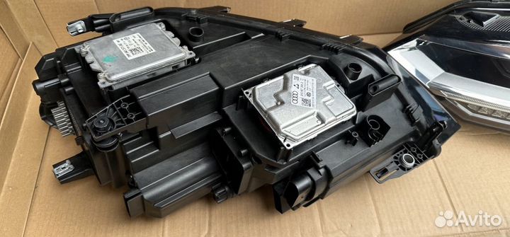 Volkswagen touran фара левая фарм правая фары