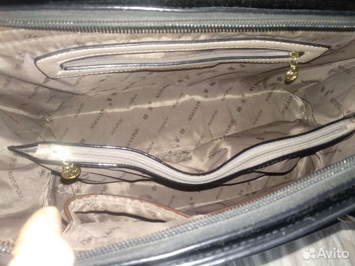 Сумка лаковая