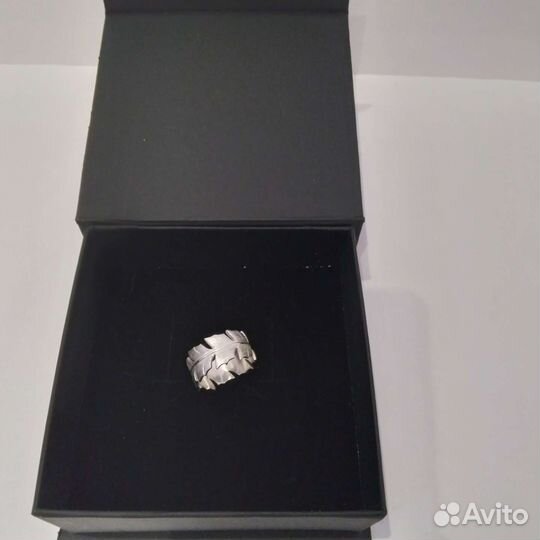 Серебряное кольцо