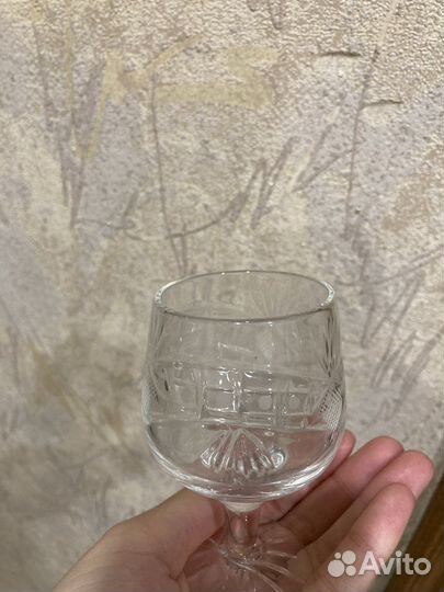 Набор хрустальных рюмок