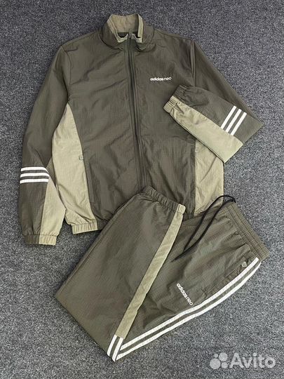 Спортивный костюм