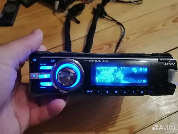 Музыка на автомобиль