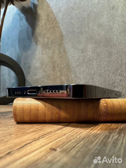 iPhone 13 Pro, 256 ГБ