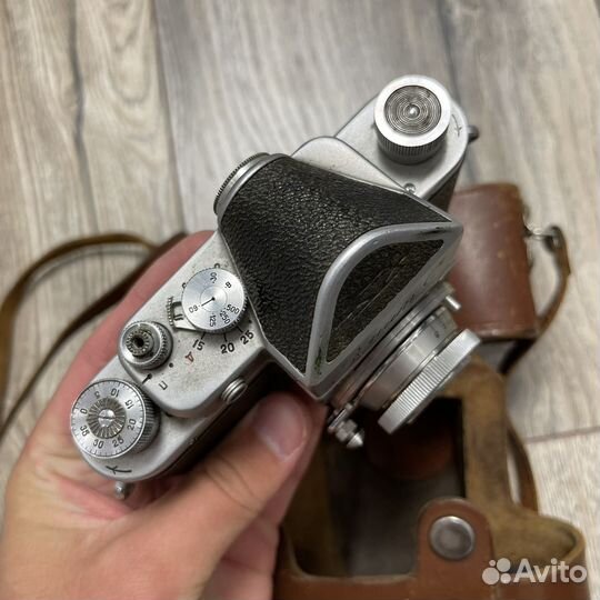 Плёночный фотоаппарат Зенит С