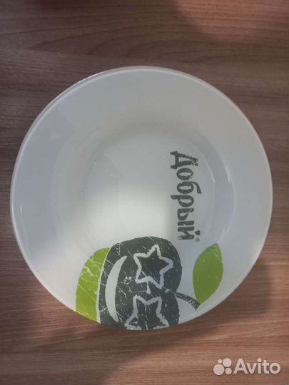 Тарелки Кока кола (coca cola), и добрый