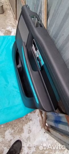 Обшивка двери передней правой Land Rover range RO