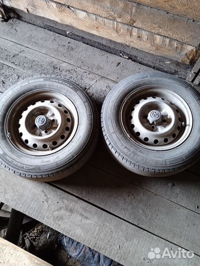 Продам комплект колёс р13