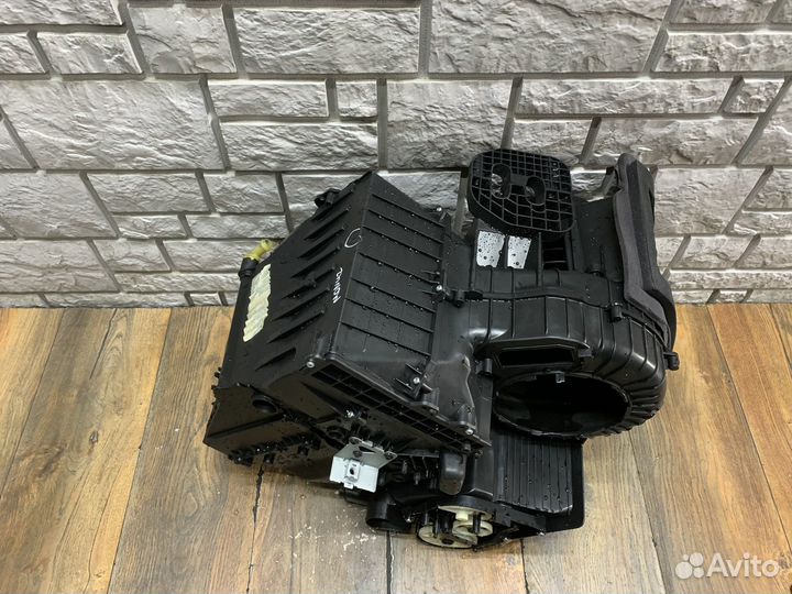 Ford Mondeo IV Корпус отопителя