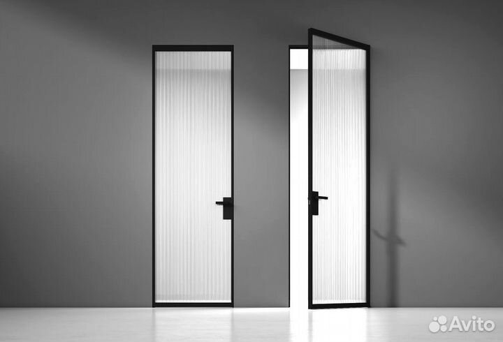 Стеклянная дверь на заказ