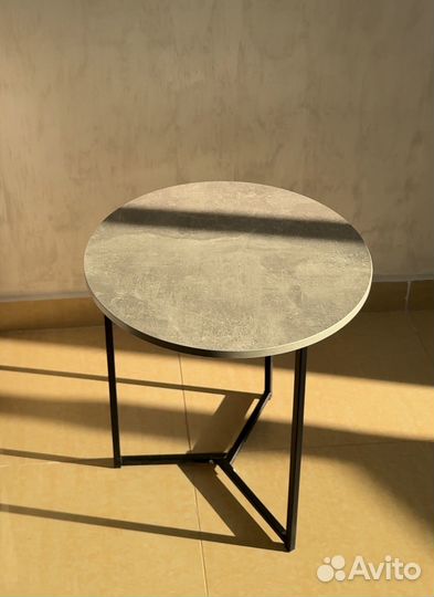 Кофейный столик