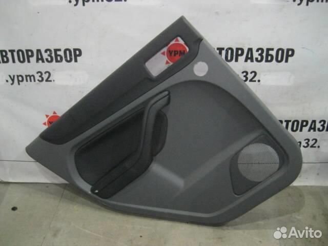 Обшивка двери задней левой от Ford Focus II 2008