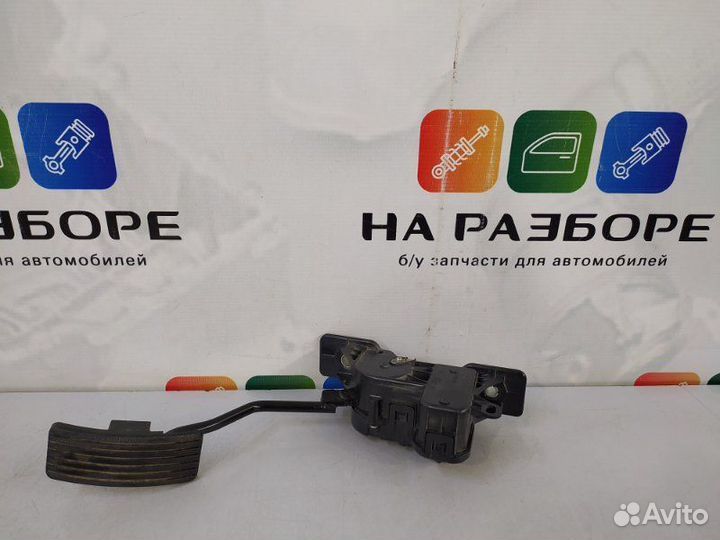 Педаль газа Mitsubishi Pajero Sport 2 4D56 2011