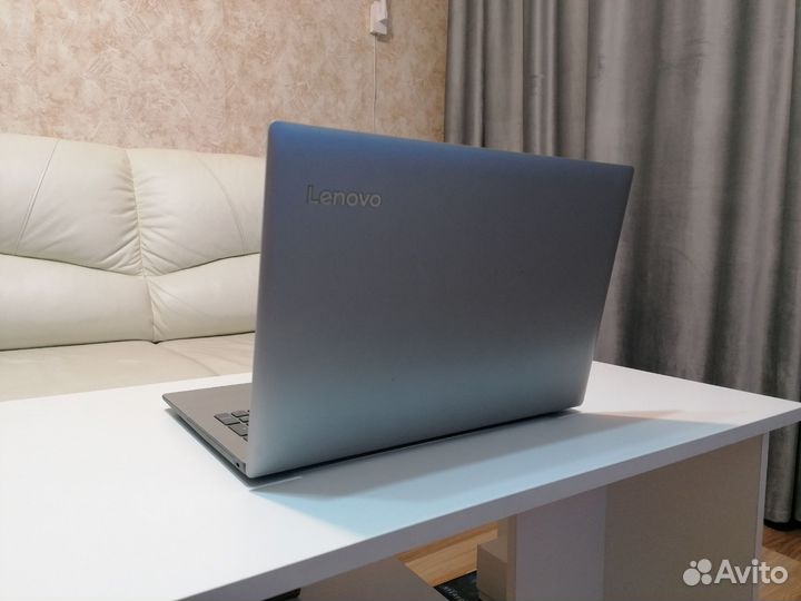 Быстрый ноутбук Lenovo 4 ядра 2 видеокарты