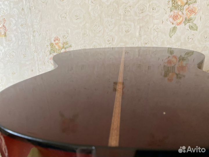 Классическая гитара 4/4