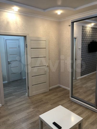 1-к. квартира, 42 м², 1/5 эт.