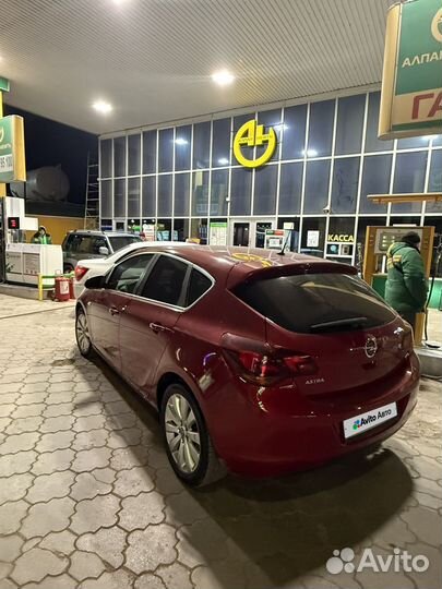 Opel Astra 1.6 AT, 2011, 138 000 км