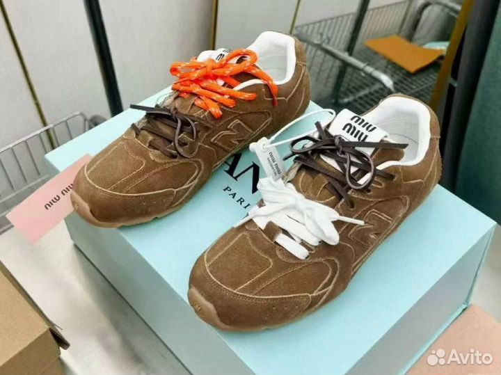 Кроссовки New Balance Miu Miu 530,38 р