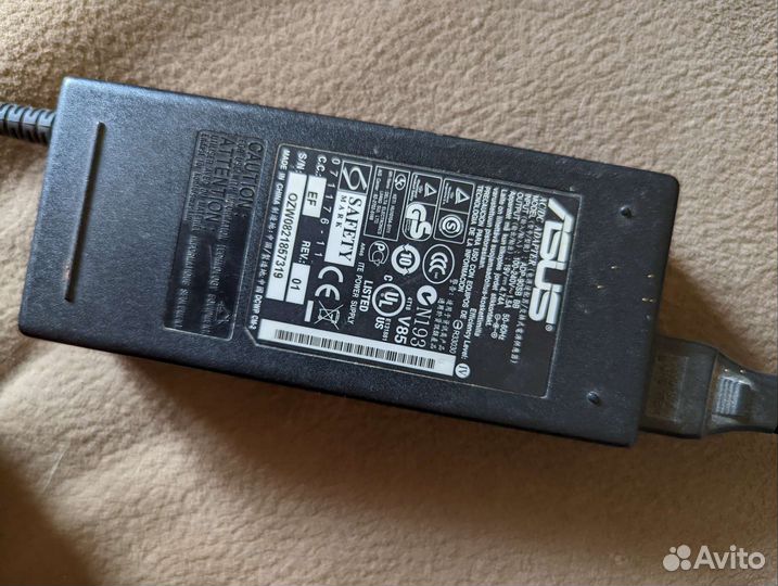 Ноутбук asus