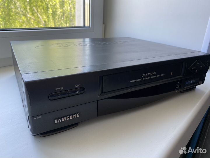 Видеомагнитофон samsung