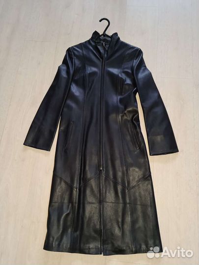 Кожаный плащ