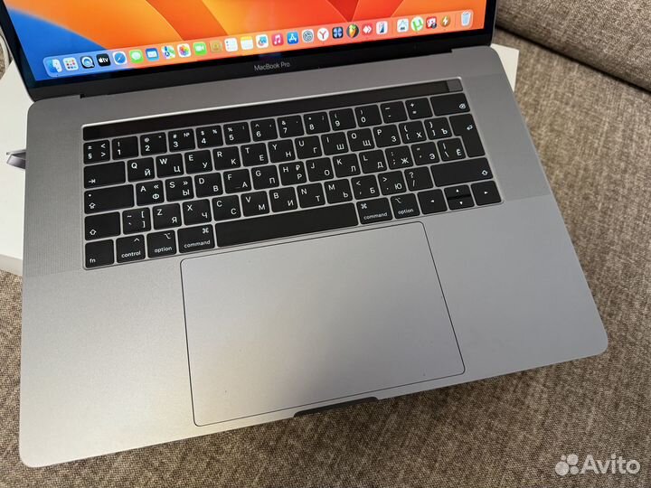 MacBook Pro 15 2018 256gb