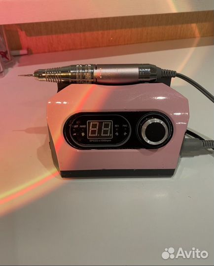 Аппарат для маникюра и педикюра