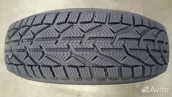 Kormoran Snow 215/55 R16 97H