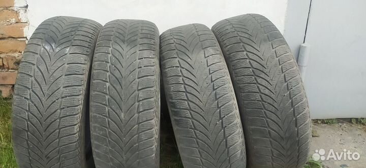 Goodyear UltraGrip Ice 2 205/60 R16 96T