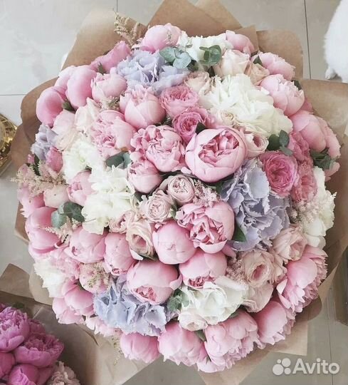 Гортензия пионы цветы букет