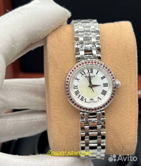 Женские кварцевые часы Tissot