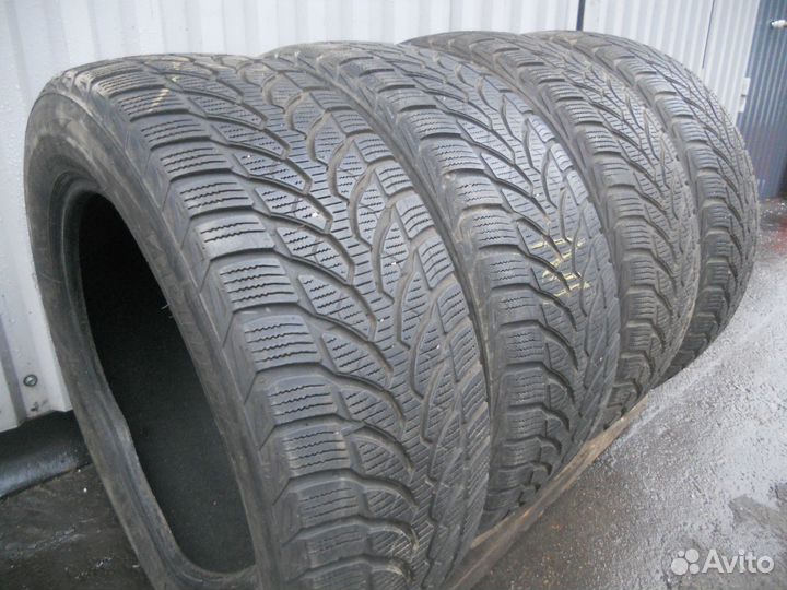Bridgestone Blizzak LM-32 225/55 R17 101V