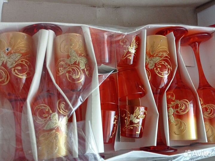 Хрустальные фужеры и рюмки