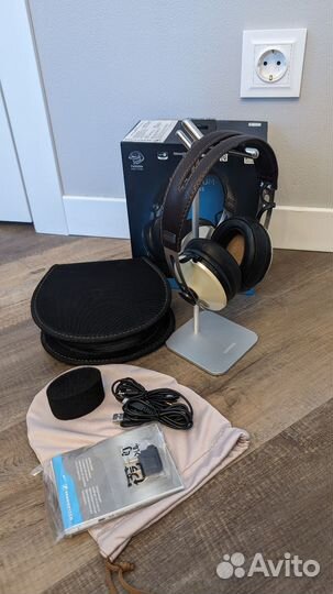 Беспроводные наушники Sennheiser Momentum M2 aebt