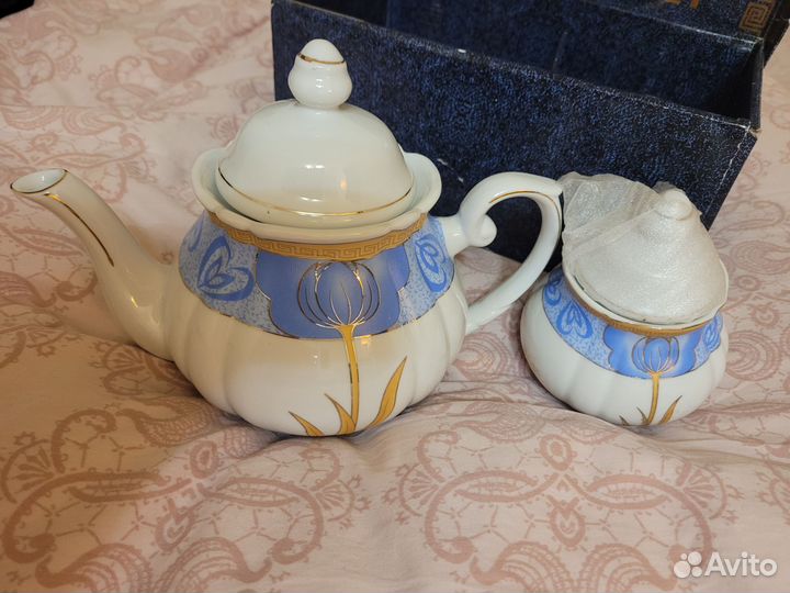 Заварочный чайник сахарница новые