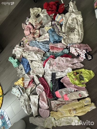 Вещи на девочки 0-3 мес. Пакетом