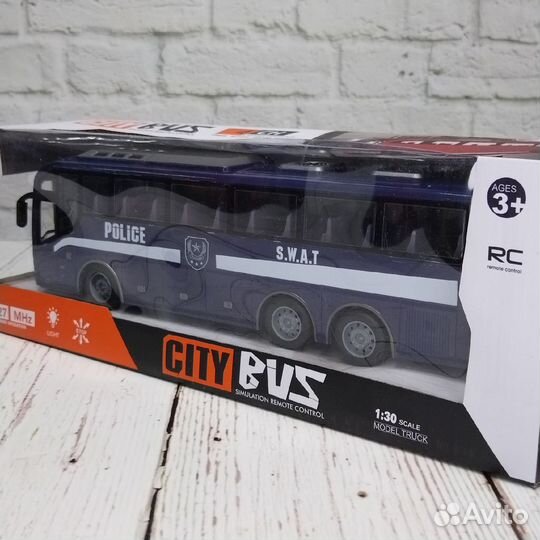 Машинка на радиоуправлении Автобус swat Полиция
