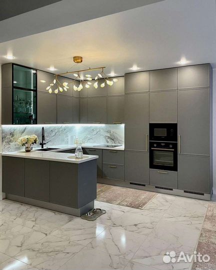 Качественный кухонный гарнитур