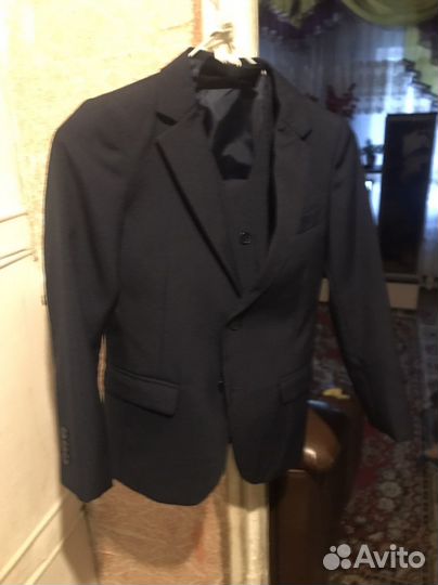 Школьный костюм