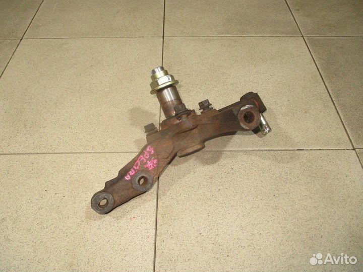 Кулак поворотный задний правый Kia Spectra