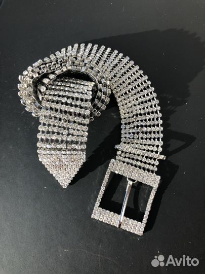 Ремень из кристаллов