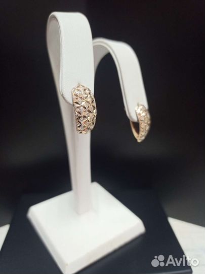 Золотые серьги