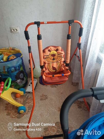 Детские качели Тако